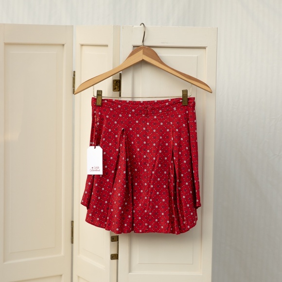 Red Floral Circle Skirt - Picture 3 of 5